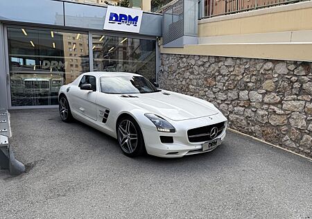 Mercedes-Benz SLS AMG 6.2 V8