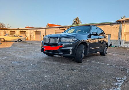 BMW X5 xDrive50i -Mit 2 Reifen Sätze S und W