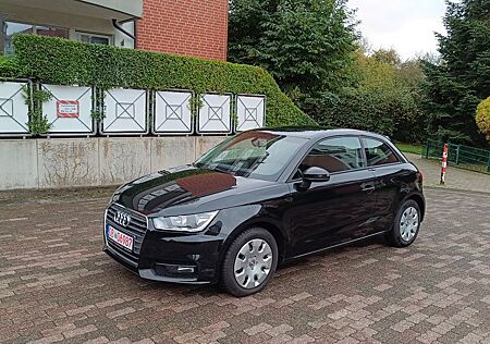 Audi A1 Scheckheftgepflegt TÜV 11/2026