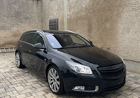 Opel Insignia Sports Tourer 2.0 CDTI Design Ed. 1...