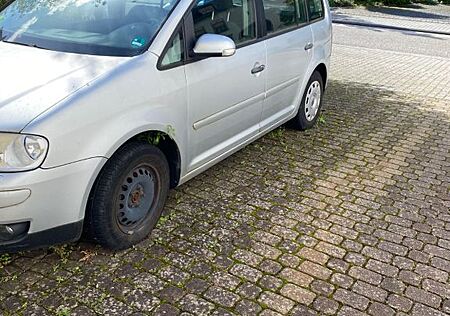 VW Touran Volkswagen 1.9 TDI 77kW Conceptline Conceptline