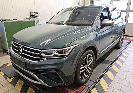 VW Tiguan Allspace Volkswagen 2.0 TDI SCR 4Motion DSG Elegance