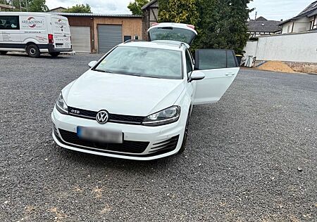 VW Golf Volkswagen 2.0 Variant GTD Scheckheft und TÜV Neu