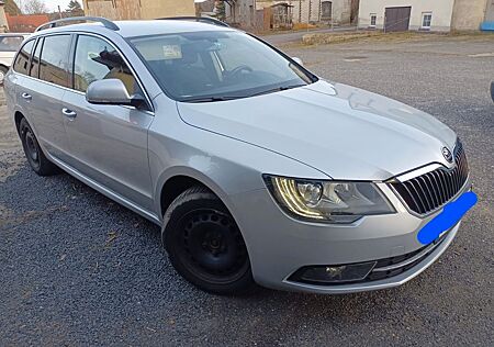 Skoda Superb 2.0 TDI Ambition Combi