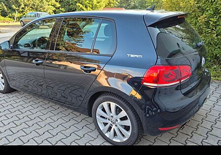 VW Golf Volkswagen 2.0 TDI DSG Team