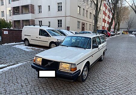 Volvo 240 mit neuem TÜV + H Zulassung möglich