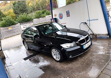 BMW 318i TÜV Neu