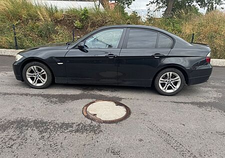 BMW 320d -