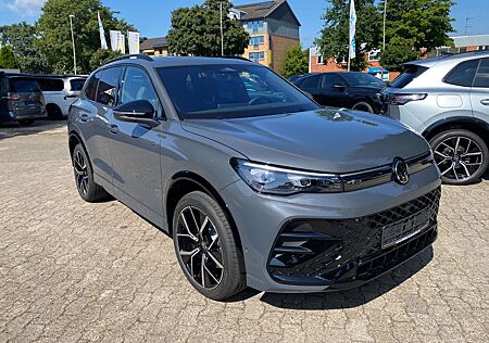 VW Tiguan Volkswagen 2.0 TDI 4 M R-Line Navi IQ Light Panorama
