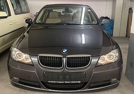 BMW 320i aus 1 Hand Tüv und Service neu !!!