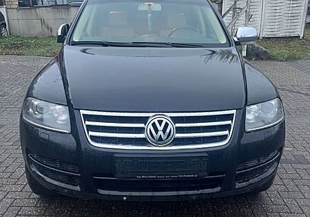 VW Touareg Volkswagen 2.5 R5 TDI Standard