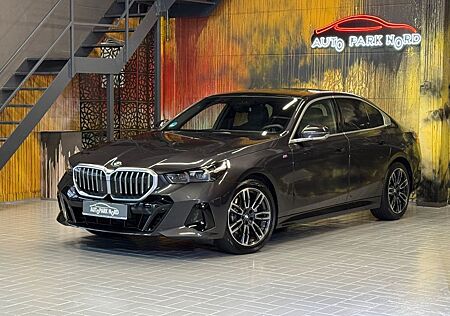 BMW 520i M Sport~PANO~LED~KAMERA 360°~HEAD-UP