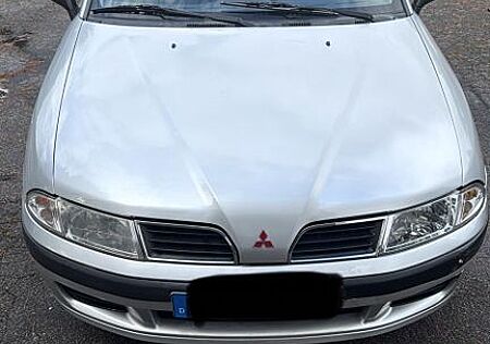 Mitsubishi Carisma 1,9 DI-D Life Life