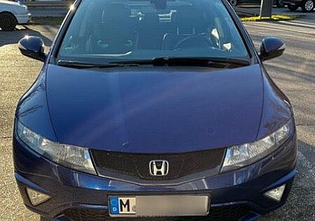 Honda Civic 1.8 50 Jahre Edition