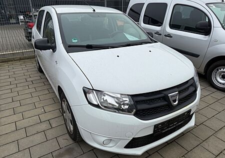 Dacia Sandero Ambiance/ Klima/ 8.fach bereift/ HU 5-26