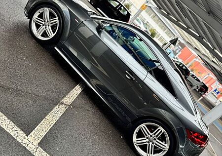 Audi TT Coupe 2.0 TFSI Quattro S Tronic S line