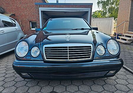 Mercedes-Benz 230 W210 E230 TOP Sammlerzustand bald H-Kennzeichen