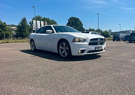 Dodge Charger SXT sehr gepflegter Zustand