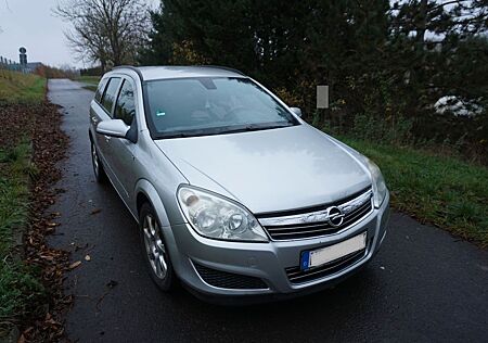 Opel Astra Caravan 1.9 CDTI 74kW -