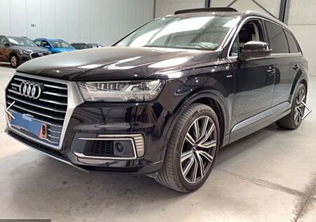 Audi Q7 e-tron 3.0 TDI quattro tiptronic -