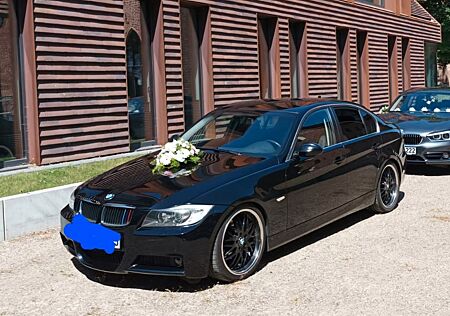 BMW 330i