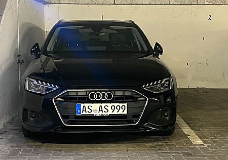 Audi A4 30 TDI S tronic Avant -
