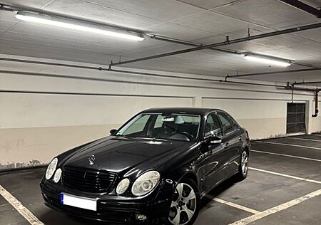 Mercedes-Benz E 200 KOMPRESSOR Sportpaket