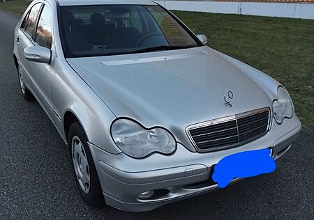 Mercedes-Benz 200