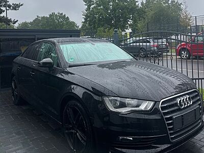 Audi A3 1.4 TFSI cod u. S tr. Attraction Sportb. ...