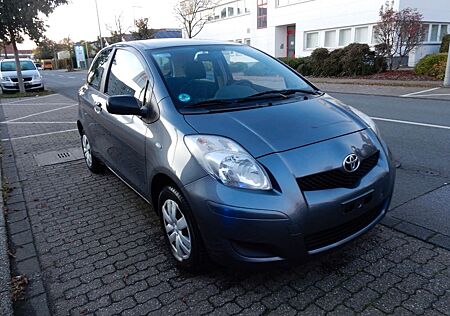 Toyota Yaris Basis