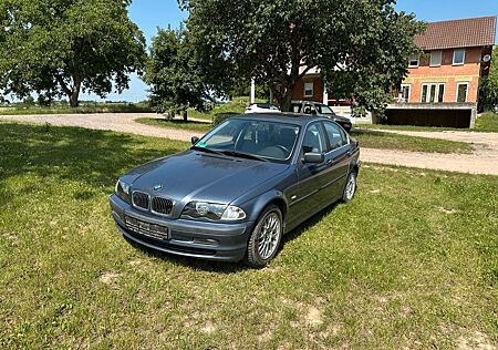 BMW 320i Comfort Edition Comfort Edition