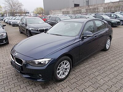 BMW 320 i, AHK Comfort Paket Klimaautom. 1. Hd. PDC