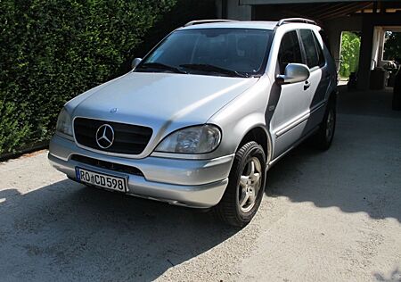 Mercedes-Benz ML 270 CDI -