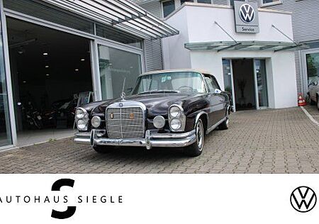 Mercedes-Benz 250 gebraucht kaufen Mercedes-Benz 250 SE W111 Werkscabrio Leder Automatik