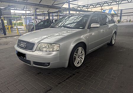 Audi A6 2.4 Avant -