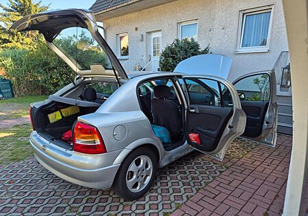 Opel Astra 1.6 16V Comfort Comfort