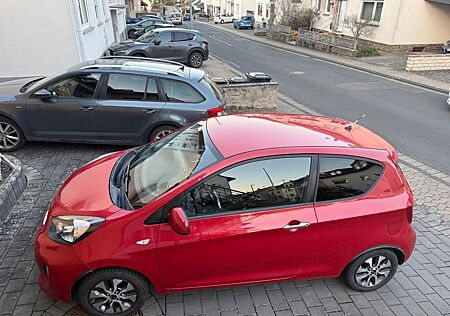 Kia Picanto 1.0 Dream Team Edition