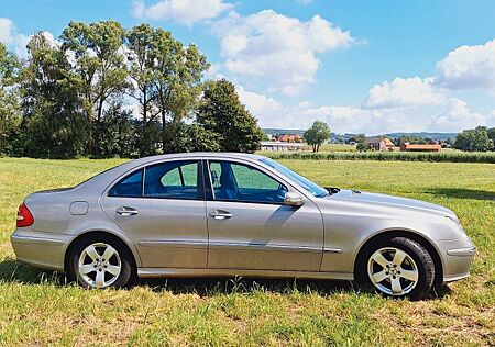 Mercedes-Benz E 280 CDI AVANTGARDE Cubanitsilbermetallic