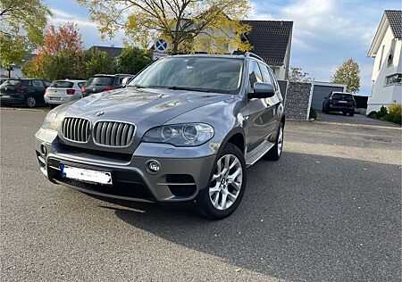 BMW X5 xDrive40d - SHZ, AHK, 7-Sitzer, StHZ, Xenon