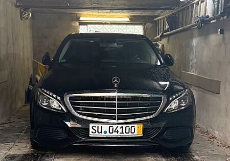 Mercedes-Benz C 220 d 4MATIC AVANTGARDE Autom. AVANTGARDE