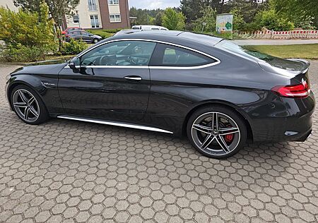 Mercedes-Benz C 63 AMG Mercedes-AMG C 63 S Autom. Mercedes...
