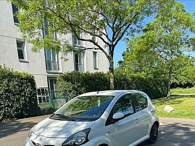 Toyota Aygo TÜV 05/27