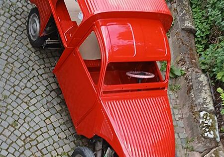 Citroën 2 CV AK 400 Karosse, optimale Basisi für E-Enten Bau