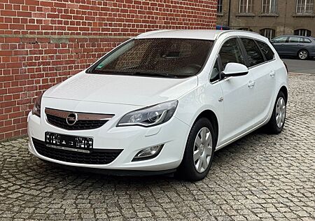 Opel Astra J Sports Tourer 1,4 Innovation