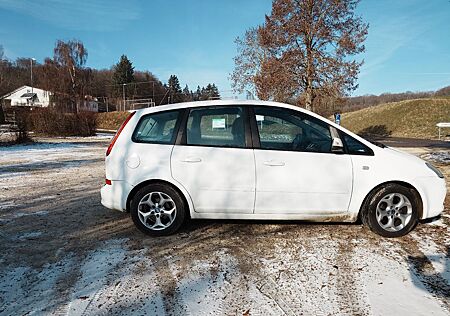 Ford C-Max 1,8 Titanium Titanium 8fach bereift; AHK