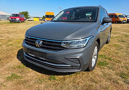 VW Tiguan Volkswagen 2.0 TDI MOVE ACC*AHK*3Z-Klima*NAVI*LED