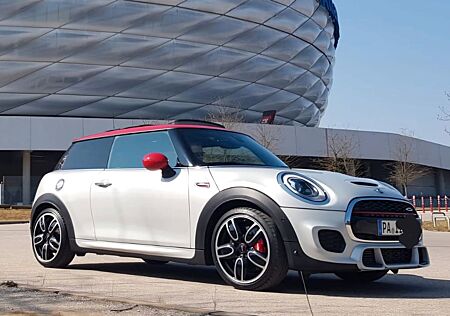 Mini John Cooper Works , nur bis 03.12 verfügbar