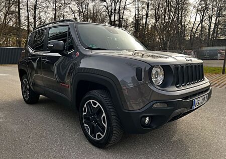 Jeep Renegade 2.0D Trailhawk 4x4/Automatik/Xenon/AHK