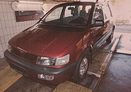 Mitsubishi Space Wagon 2.0 GLXi Klima GLX