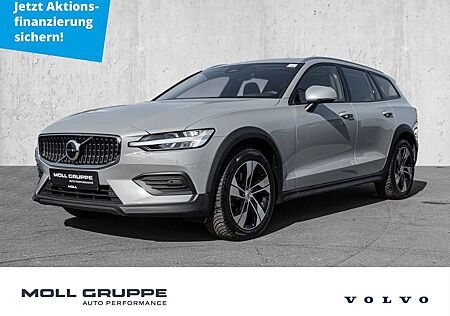 Volvo V60 CC V60 Cross Country B4 AWD Plus Sthz. Pano LED